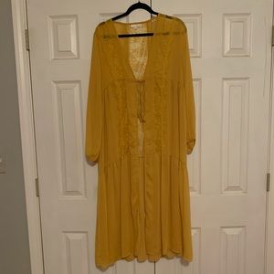 Yellow cardigan/kimono